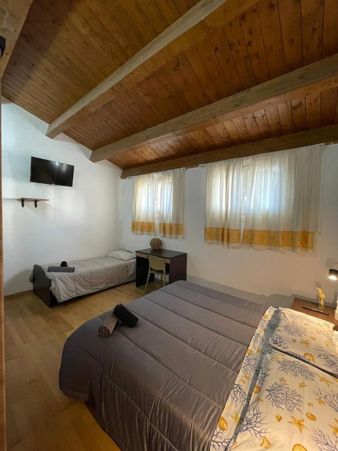 Il Vicoletto Guest House Porto Torres Exterior foto
