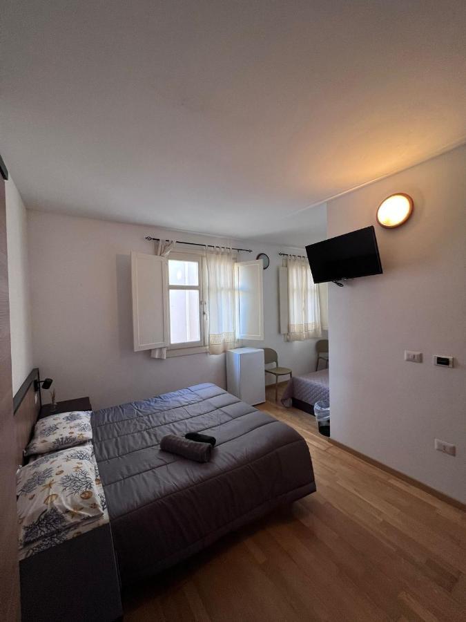Il Vicoletto Guest House Porto Torres Exterior foto