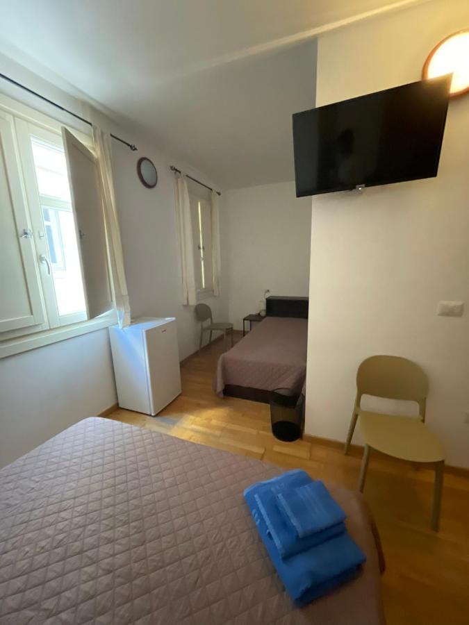 Il Vicoletto Guest House Porto Torres Exterior foto